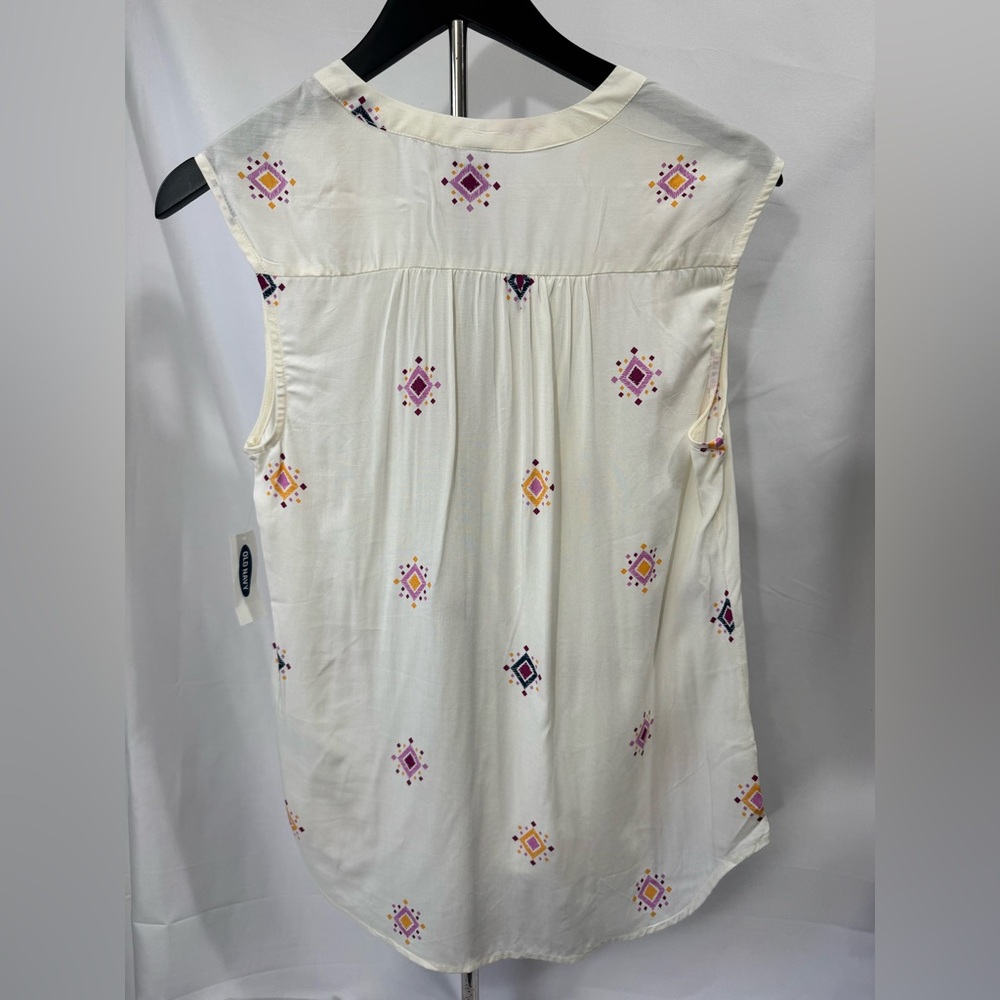 New Old Navy Cream Blouse with Colorful Embroidery Sleeveless XS - Picture 2 of 5